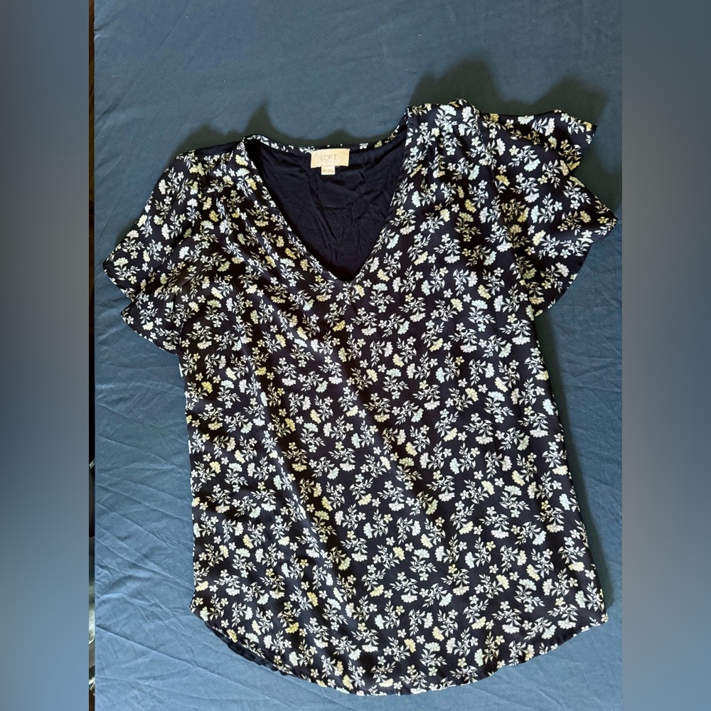 🌙LOFT Blue Relaxed Ruffled Blouse